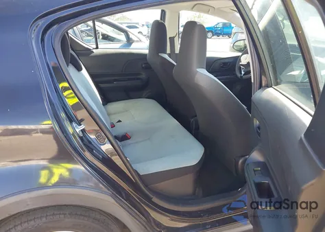 2018 Toyota Prius C One z USA, uszkodzony, nr VIN JTDKDTB33J1603011